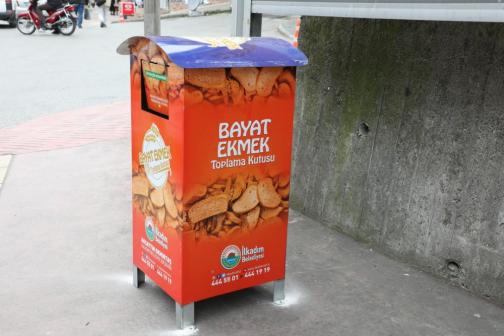 Ekmek israfına karşı proje; ‘bayat ekmek toplama kutuları’ Ekmek israfına karşı proje; ‘bayat ekmek toplama kutuları’