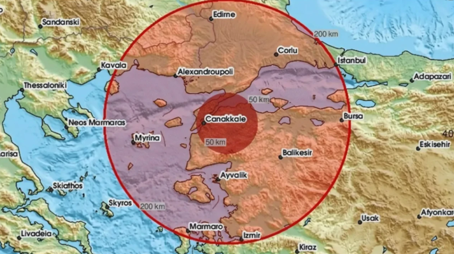 ÇANAKKALE'DE KORKUTAN DEPREM