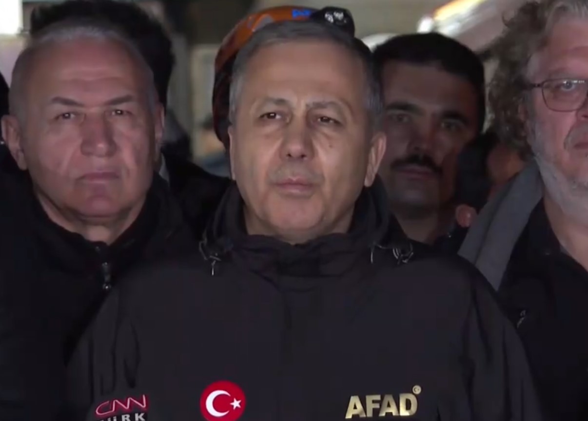 İÇİŞLERİ BAKANI YERLİKAYA'DAN ÖNEMLİ AÇIKLAMA