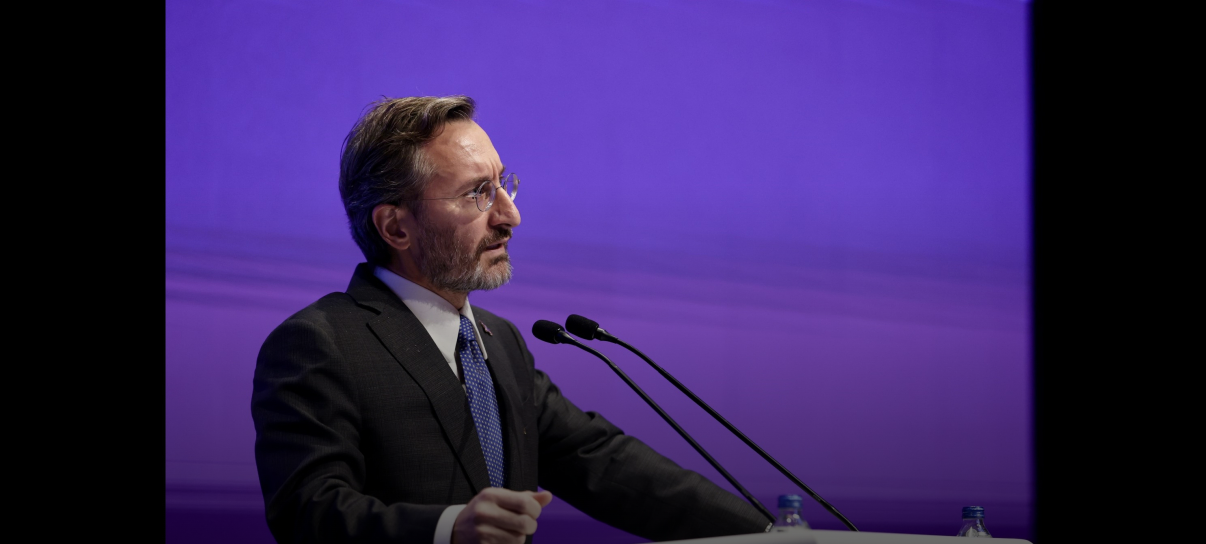 FAHRETTİN ALTUN'DAN YANIT!