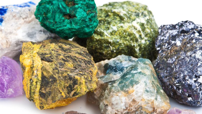 ZELENSKİY: UKRAYNA MİNERALLER ANLAŞMASINI İMZALAMAYA HAZIR