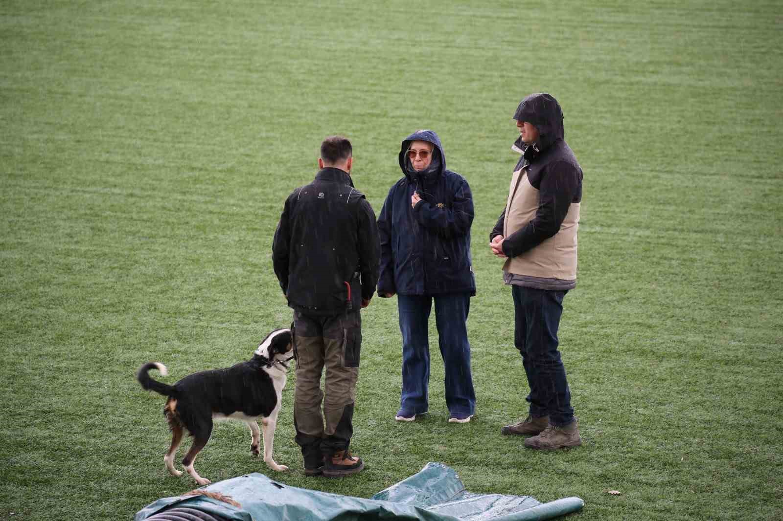 Arama kurtarma köpekleri hakem semineri Çekmeköy’de düzenlendi