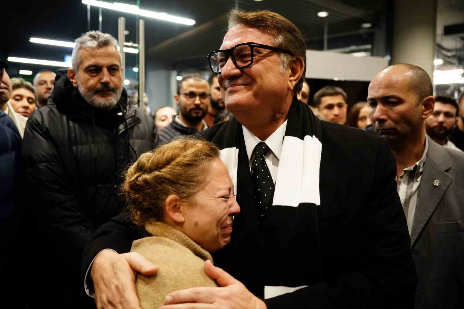 Hasan Arat, Beşiktaş Kulübü’ne veda etti