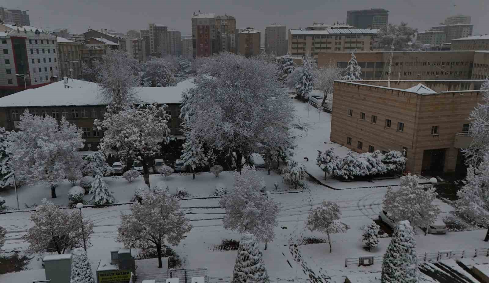 Kayseri’de kasım ayında son 20 yılın en fazla kar yağışı yaşandı